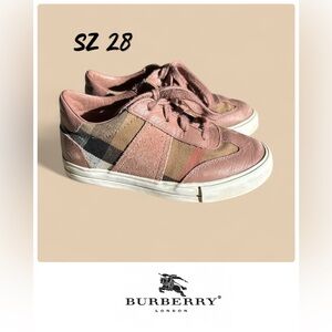 Burberry Kids Sneakers – Size 28 Stylish and classic
